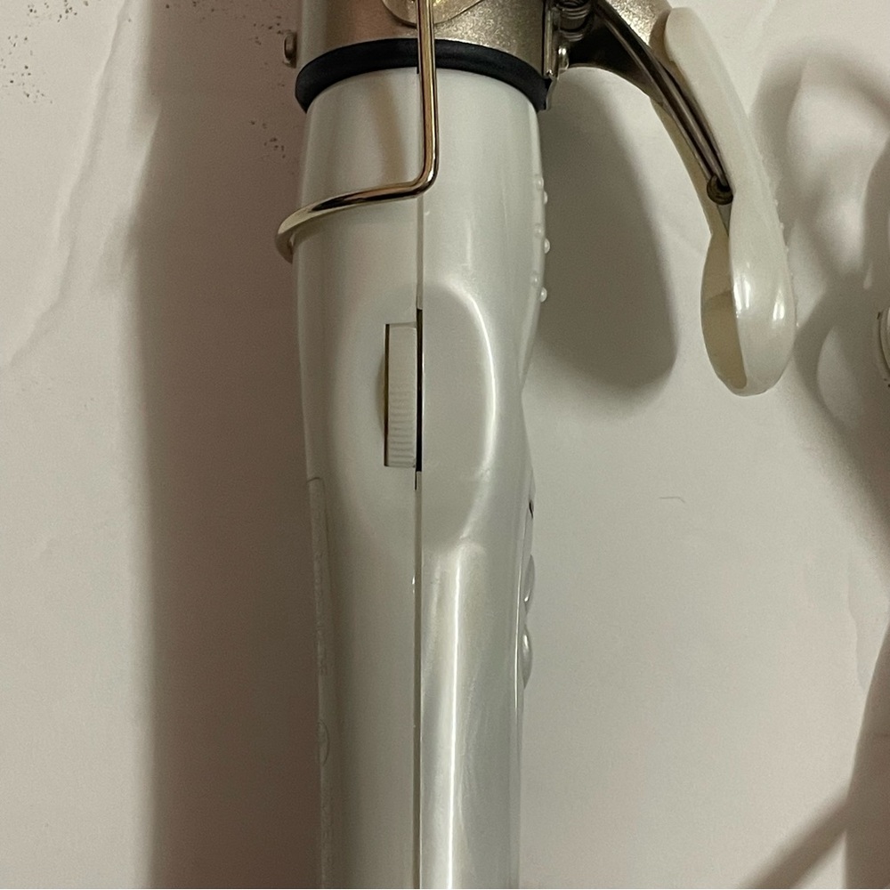 Revlon White Electric Curling Iron - Picture 5 of 7